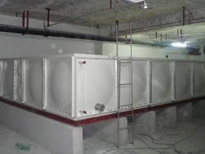 孟津玻璃钢模压水箱